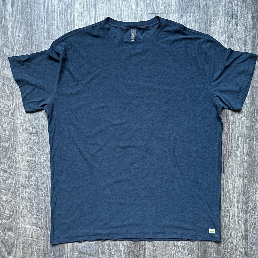 Vuori Strato Tech Shirt Mens XXL Grey Short Sleeve Performance Crew Tee Active